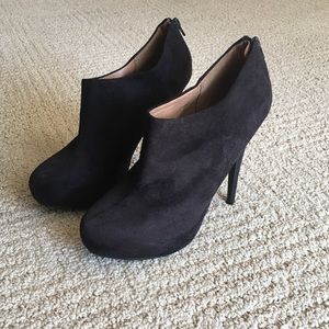 Black high heel bootie